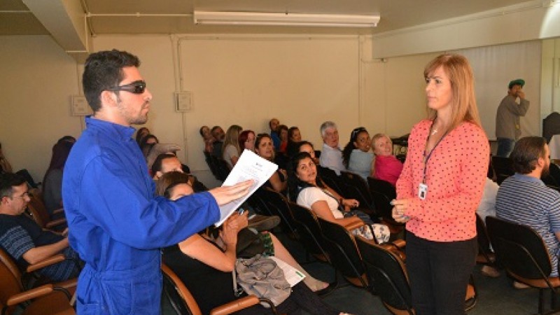 Peça teatral mostrou os riscos e prevenção no trabalho aos cipeiros